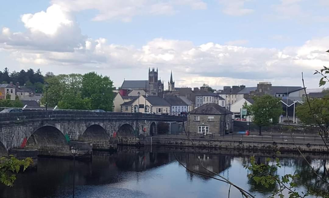 Bridge House Vila Carrick on Shannon Exterior foto